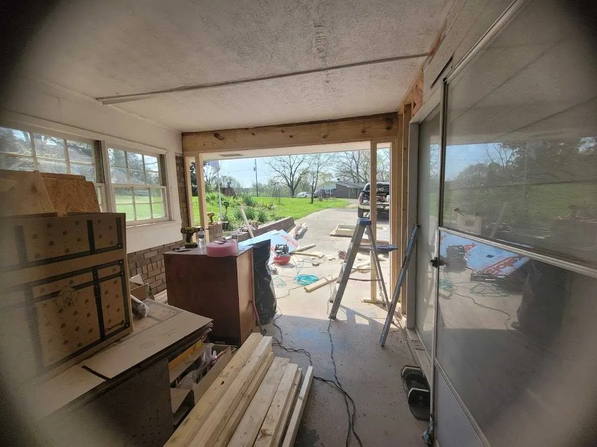 Air movers and dehumidifier for Water Mitigation Services in Overland Park